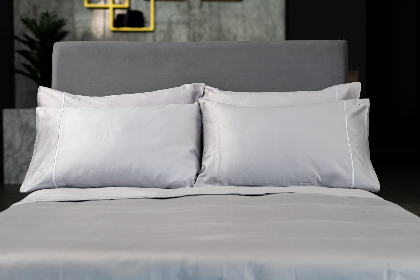 1000 TC Silver Duvet Cover