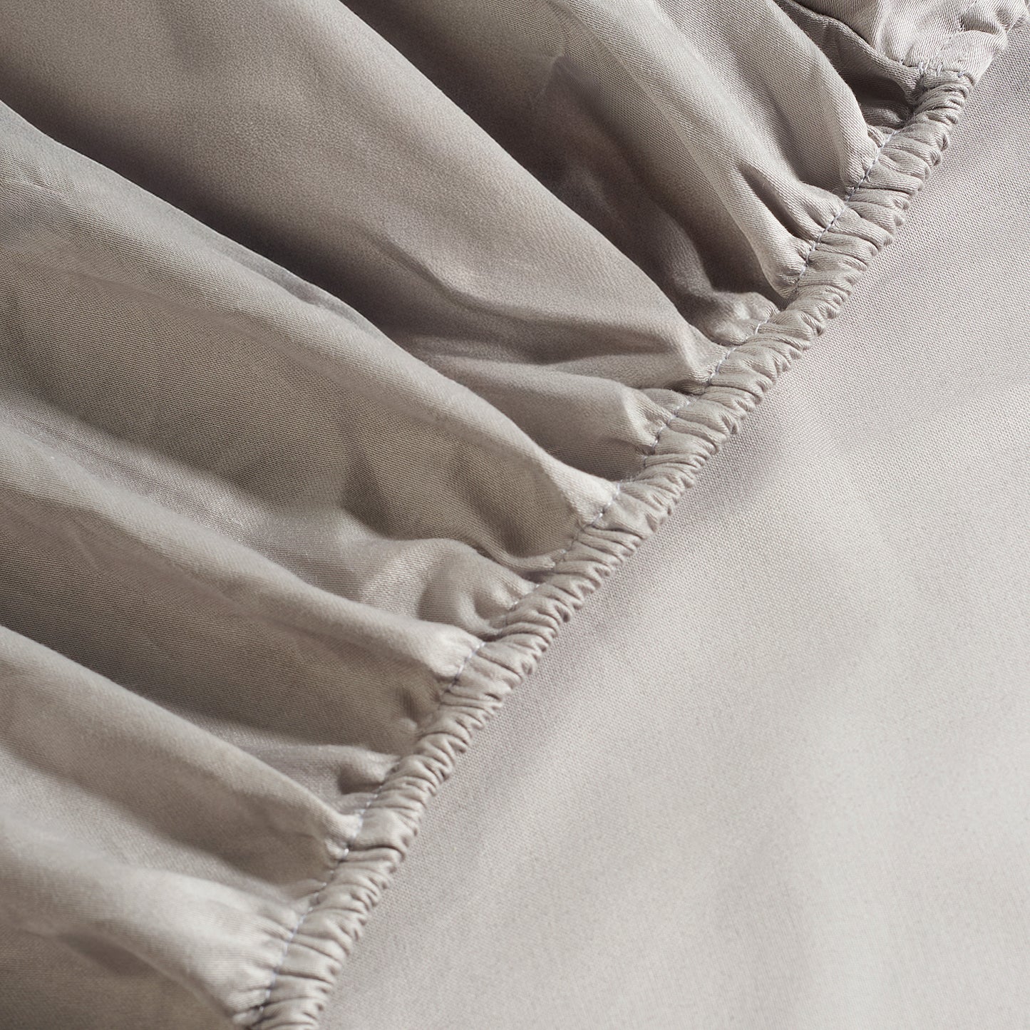 Sand Plain Fitted Sheet 300 TC