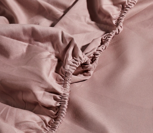 Dusty Rose Plain Fitted Sheet 300 TC